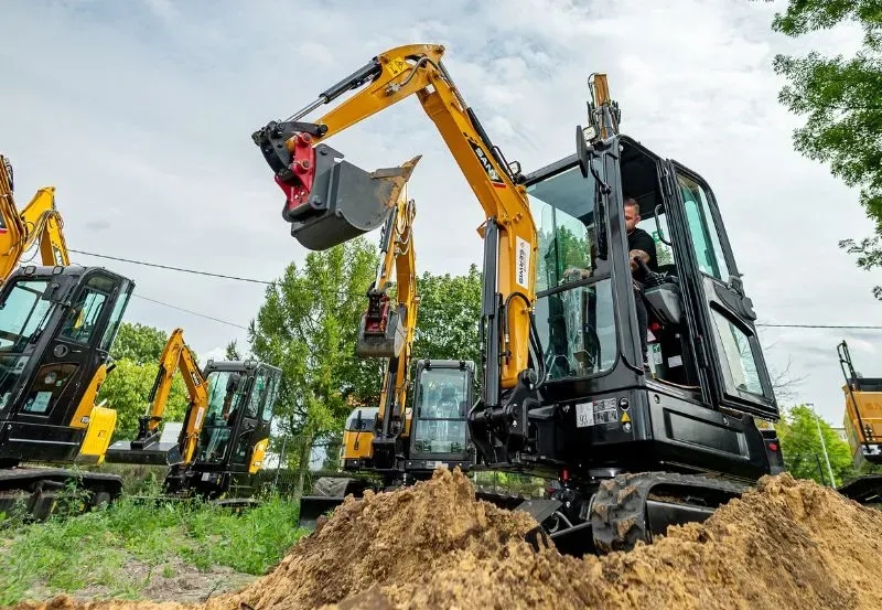 Ile kosztuje wynajem koparki bez operatora? Sprawdź ceny i oszczędności