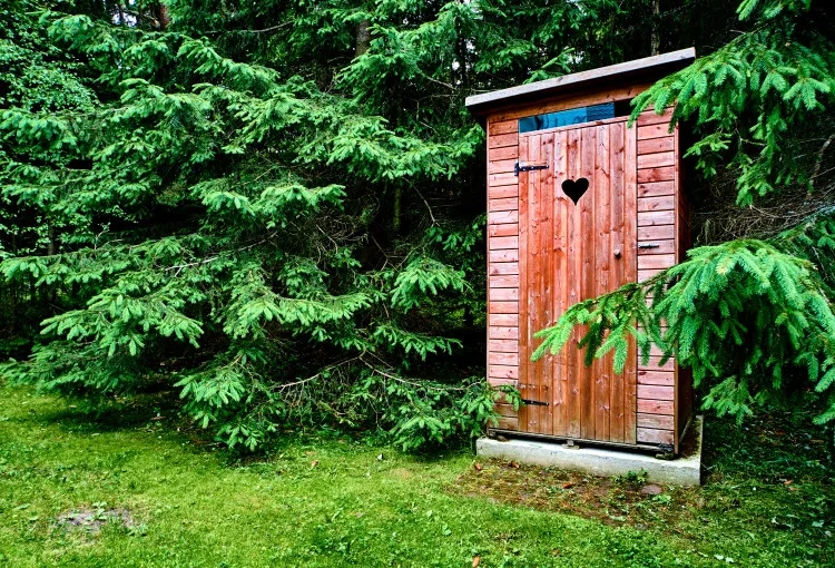 Jak zrobić WC na działce ROD: proste kroki i ważne przepisy